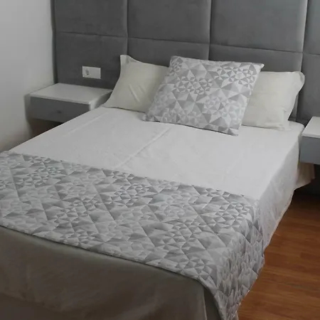 Local Santa Cruz 3* Miranda do Douro