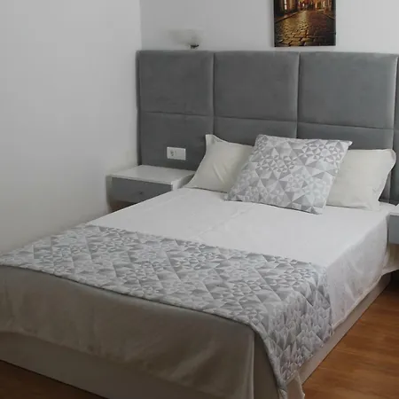 Hotel Local Santa Cruz 3*