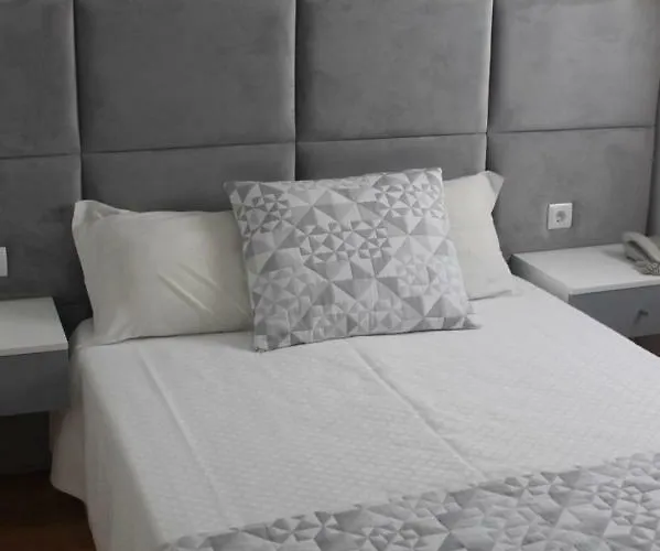 Hotel Local Santa Cruz 3*